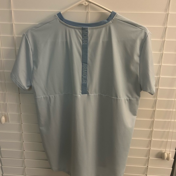 Under Armour Sky Blue Performance Tee - Picture 1 of 2